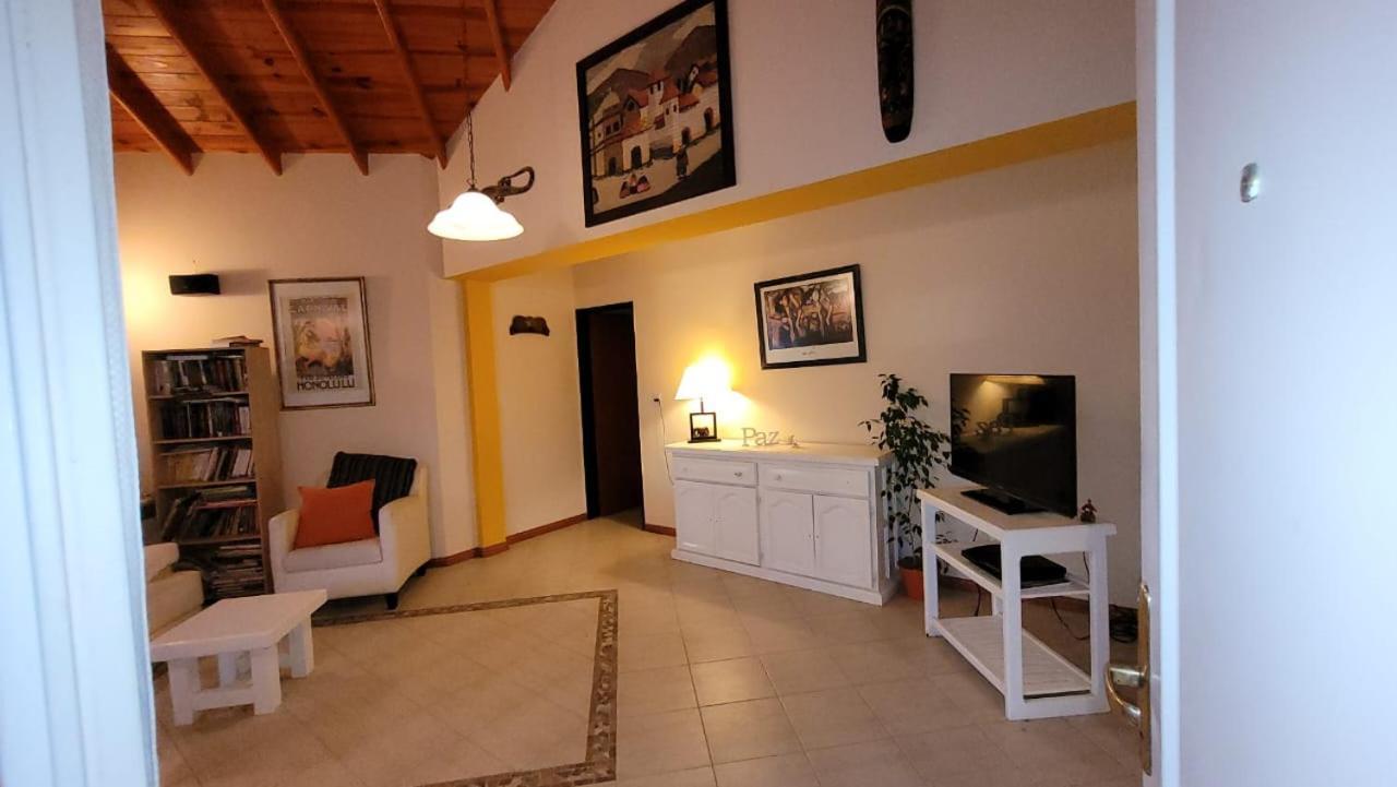 El Patio Del Aromo Apartment Пуерто Мадрин Екстериор снимка